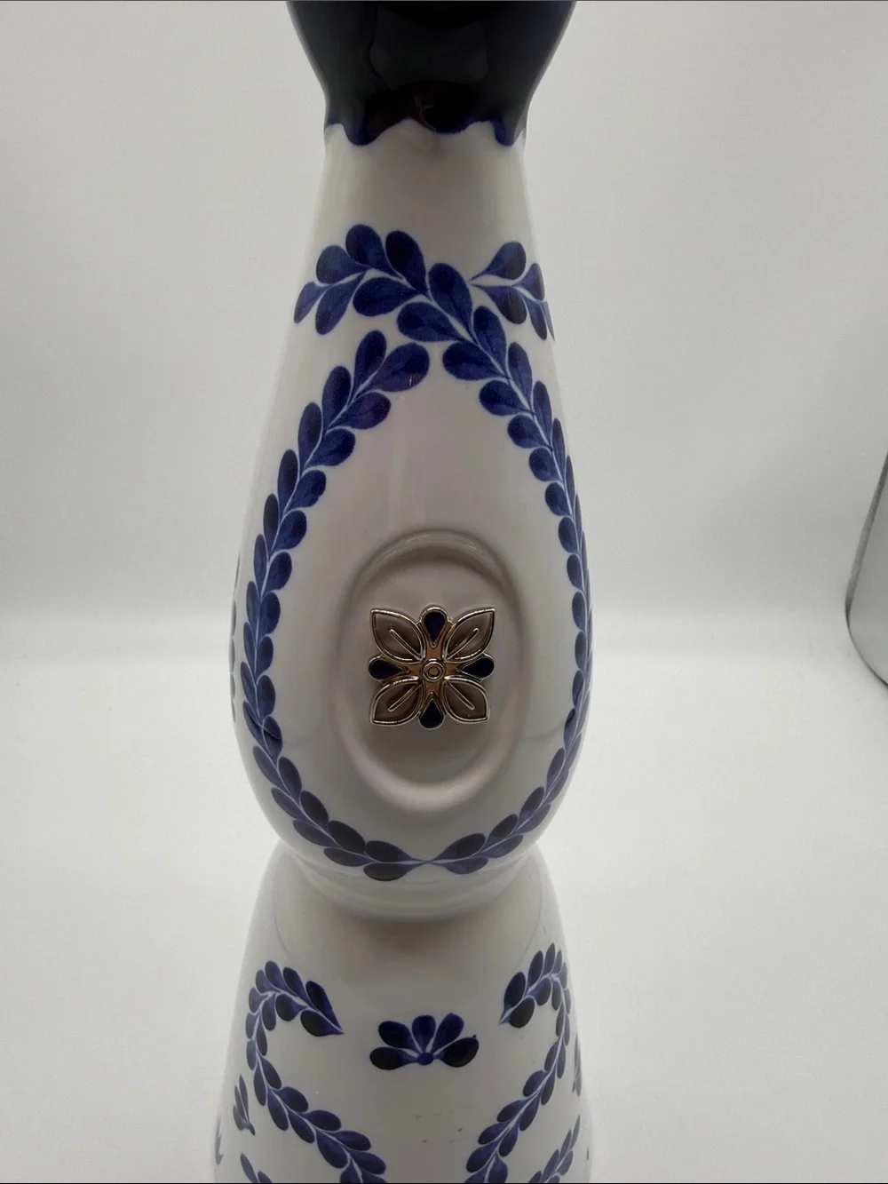 Clase Azul Reposado 750ml Tequila Bottle in Box . Empty Bottle